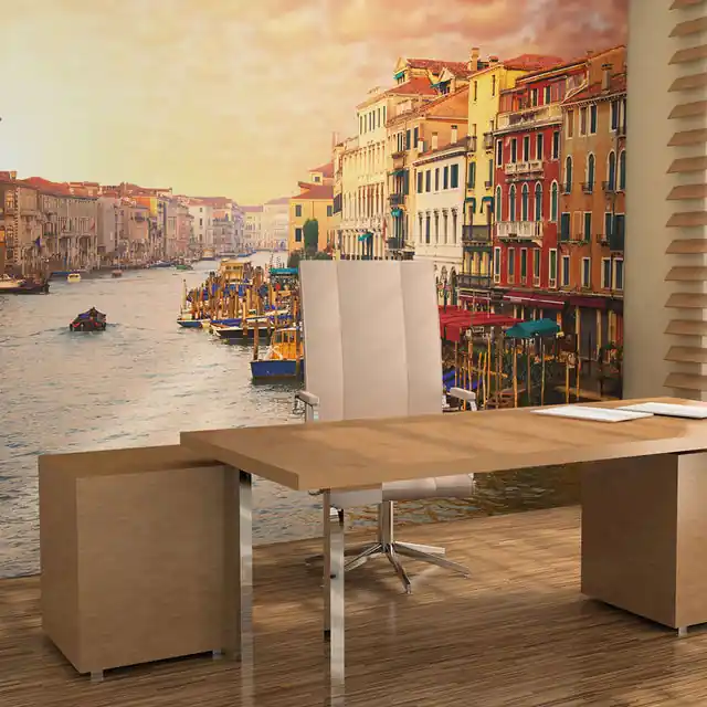 Reducere Fototapet - Venice - The Colorful City on the Water