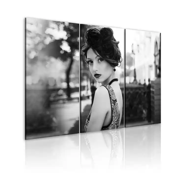 Noutate Tablou - An elegant woman, retro style
