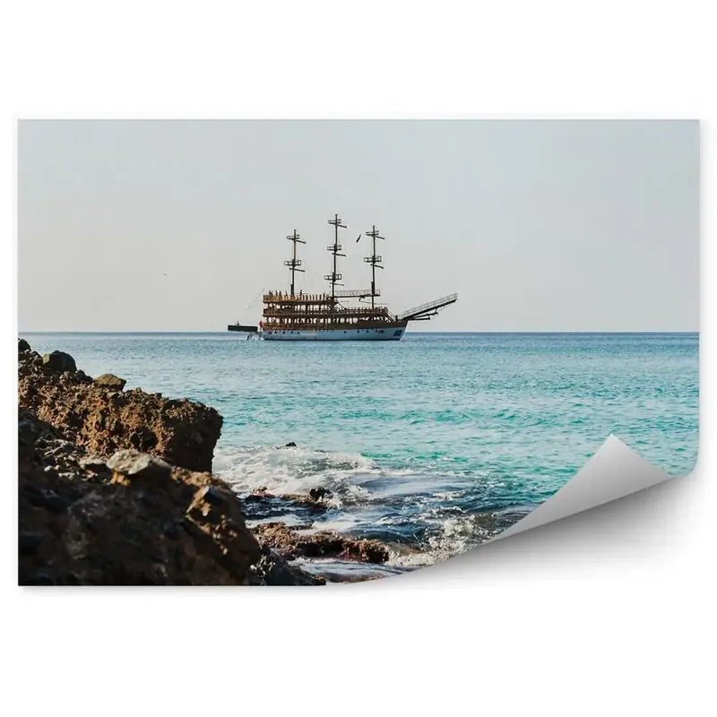 Ofertă de sezon Fototapet Turist Navă Pirați Ocean Marea Mediterană Stânci Cer