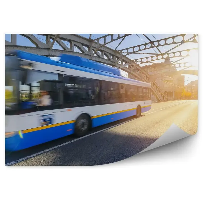 Fototapet pentru perete Troleibuzul din Ostrava în mișcare Reducere