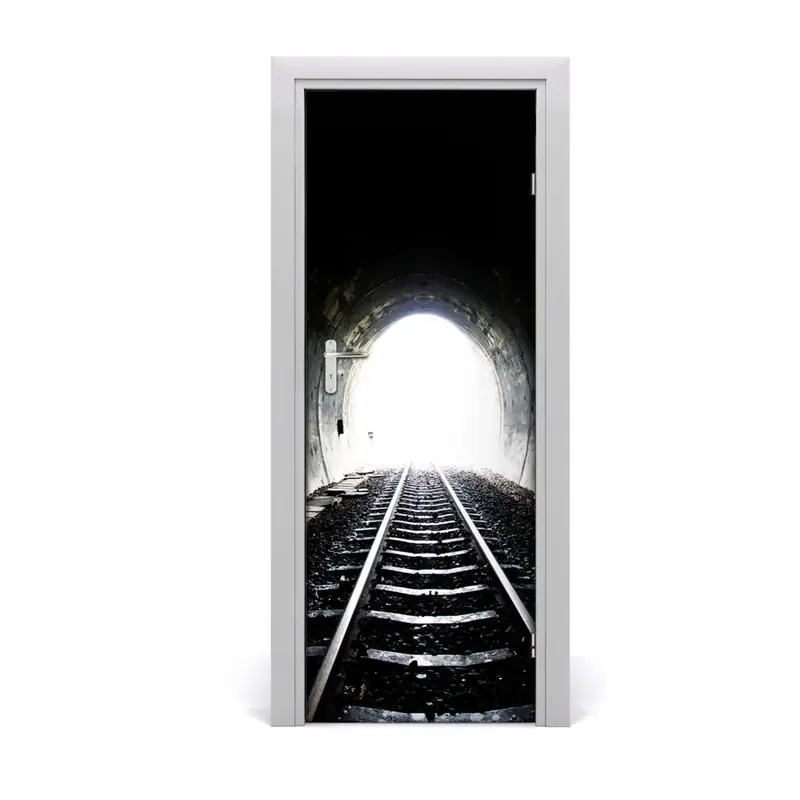 Autocolant uşă Lumină în tunel Preț mic