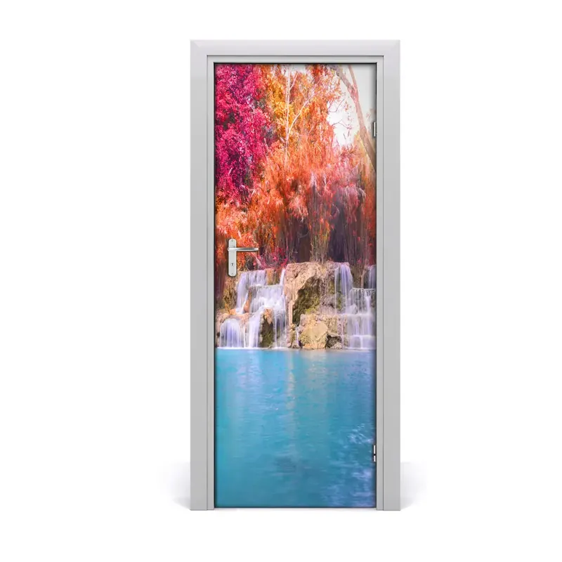 Disponibil imediat Autocolant uşă Cascada în pădure toamna
