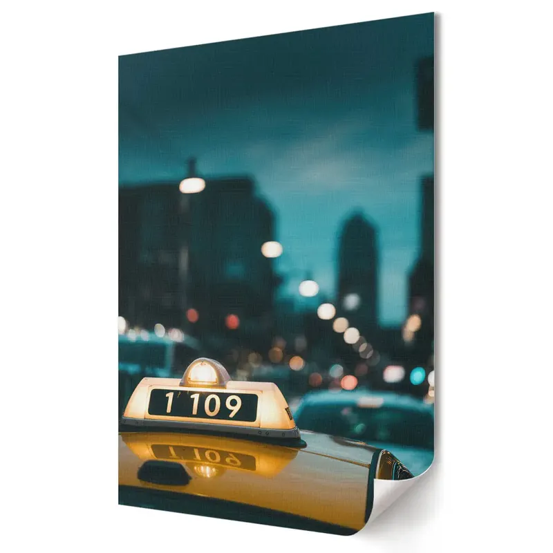 Bestseller Poster decorativ Oraș noaptea cu taxi în strălucire