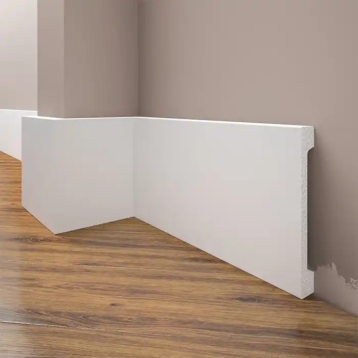 Retur ușor Plinta parchet alba polimer dur 244 x 12 x 1.6 cm Cezar LPC31