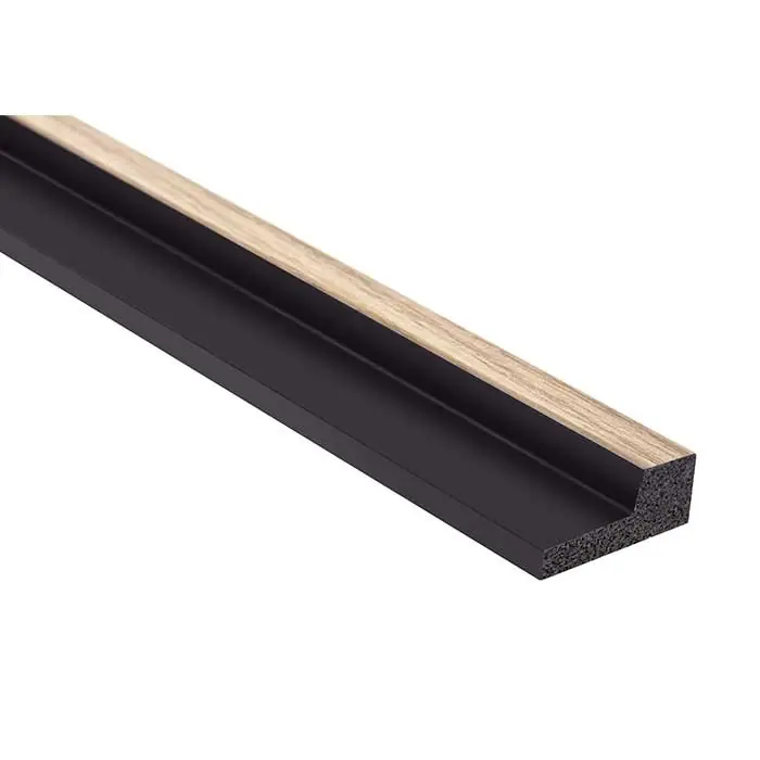 Terminatie dreapta panou decorativ tip riflaj culoare stejar deschis din duropolimer 200 x 2,3 x 1,2 cm Lamelli L0102RT Reducere de preț