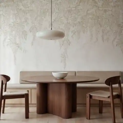 Fototapet, Whispers Wisteria, Beige, Rebel Walls Livrare expres