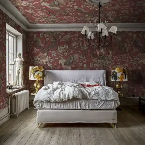Disponibil imediat Fototapet, Wings in Bloom, Red, Rebel Walls